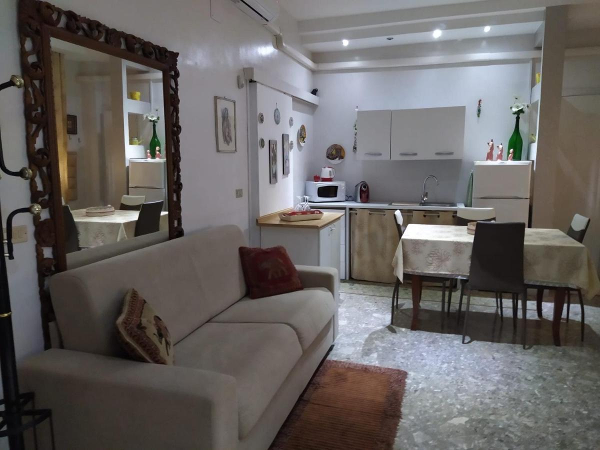 Paky'S House Bed & Breakfast Bari Dış mekan fotoğraf